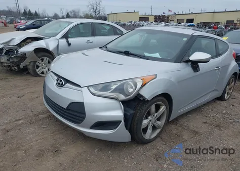 2014 Hyundai Veloster Base W/Black from USA, damaged, VIN KMHTC6AD7EU200071